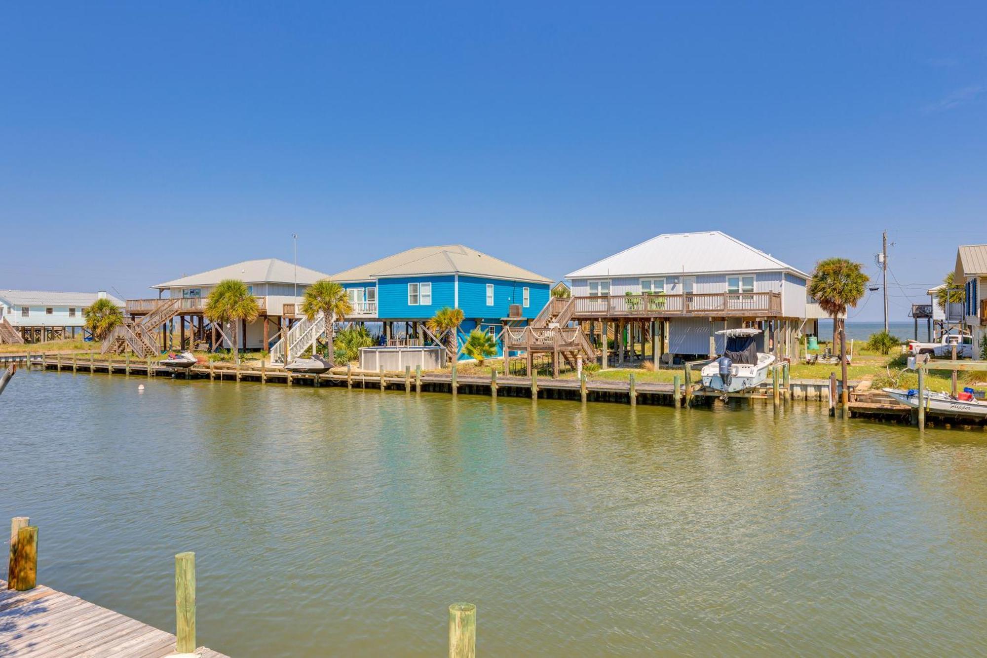 Waterfront Dauphin Island Home With Deck And Boat Dock Exteriér fotografie