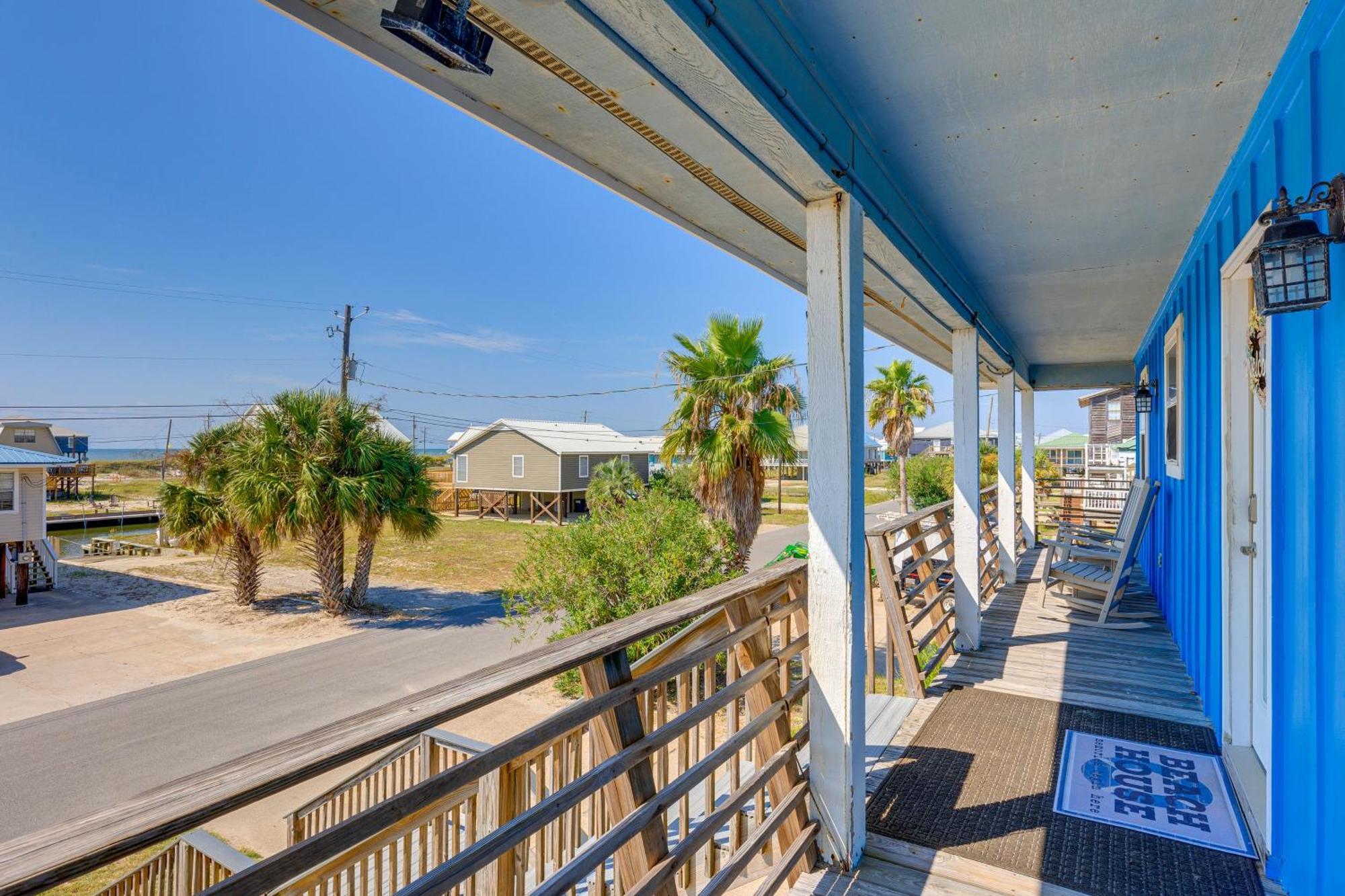 Waterfront Dauphin Island Home With Deck And Boat Dock Exteriér fotografie